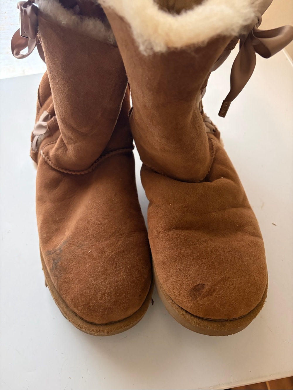 Women’s UGG Boots with Ribbon Accent